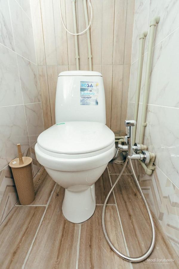 Cosy flat Lägenhet Semey Exteriör bild